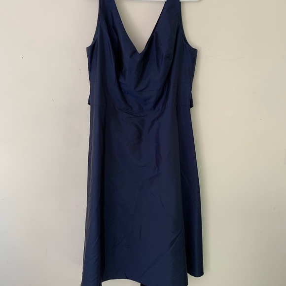 Ann Taylor Sz 12 Silk Dupioni V-Neck Midnight Blue Formal Dress. - Picture 1 of 15